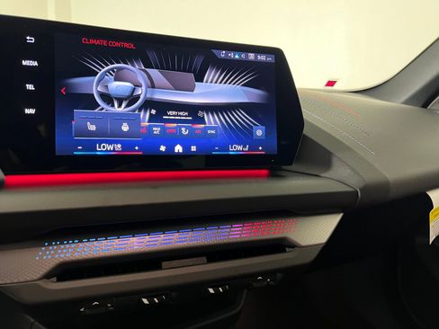 Used 2026 BMW M235i xDrive M235 xDrive image 27