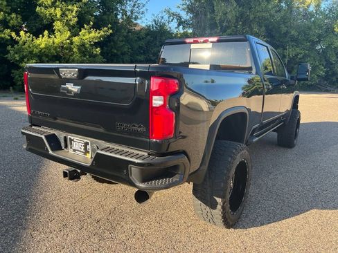 Used 2024 Chevrolet Silverado 3500 High Country w/ High Country Premium Package AWD/4WD image 13