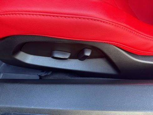 Used 2024 Chevrolet Corvette Stingray w/ Z51 Performance Package image 11