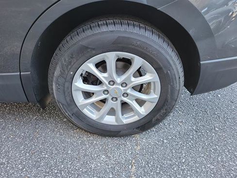 Used 2018 Chevrolet Equinox LT image 27