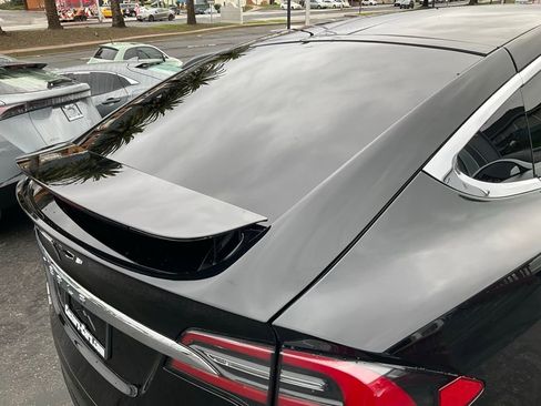 Used 2018 Tesla Model X 75D image 80