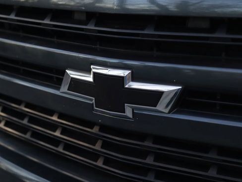 Used 2019 Chevrolet Silverado 1500 RST w/ Convenience Package AWD/4WD image 31