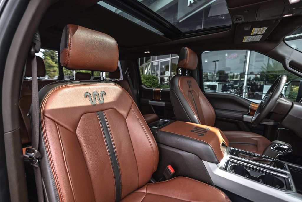 Used 2018 Ford F150 King Ranch w/ Equipment Group 601A Luxury AWD/4WD image 31