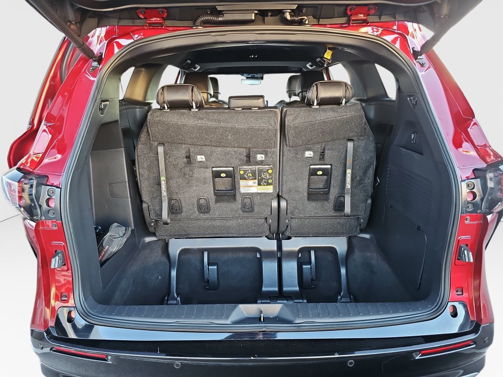 Certified 2025 Toyota Sienna Platinum AWD/4WD image 22