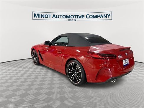 Used 2024 BMW Z4 sDrive30i w/ Premium Package image 6