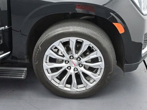 Used 2024 GMC Yukon Denali AWD/4WD image 39
