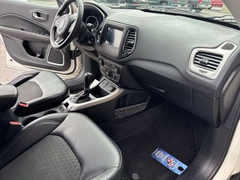 Used 2018 Jeep Compass Latitude w/ Popular Equipment Group image 30