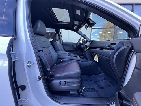 Used 2025 Honda Ridgeline Black Edition image 27