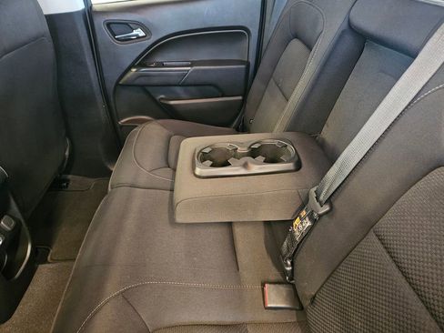Used 2022 Chevrolet Colorado LT w/ Safety Package image 25