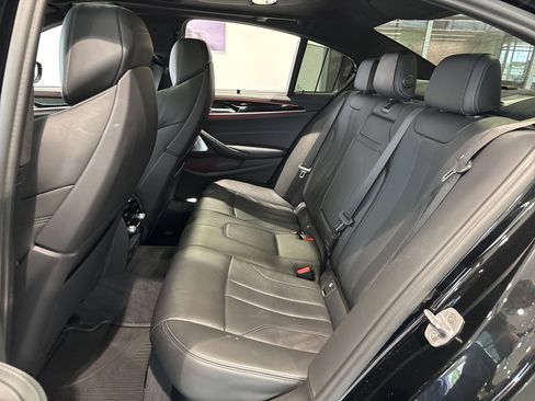 Used 2021 BMW M5 w/ Executive Package image 41