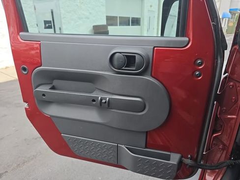 Used 2010 Jeep Wrangler Sport image 30