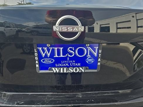 Used 2024 Nissan Sentra SV FWD image 41