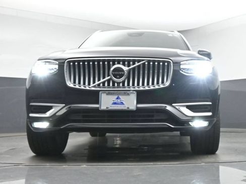 Used 2024 Volvo XC90 B6 Ultimate w/ Lounge Package AWD/4WD image 12