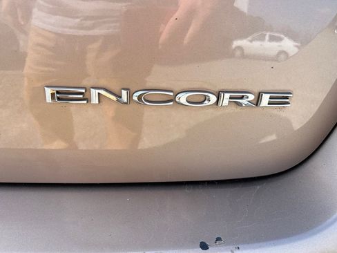 Used 2018 Buick Encore Preferred image 18