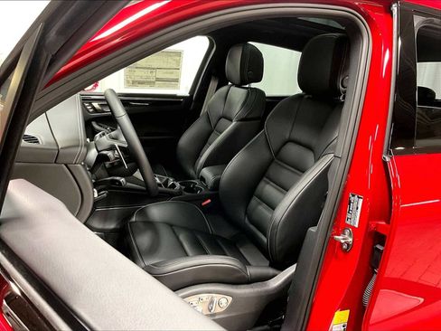 New 2026 Porsche Macan S image 5