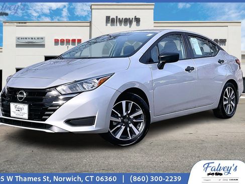 Used 2023 Nissan Versa S w/ S Plus Package image 1
