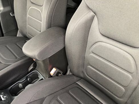 Used 2021 Jeep Renegade Latitude image 19