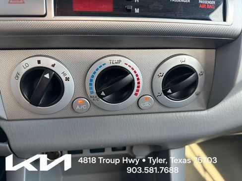 Used 2011 Toyota Tacoma 4x4 Double Cab w/ SR5 Pkg #2 image 18