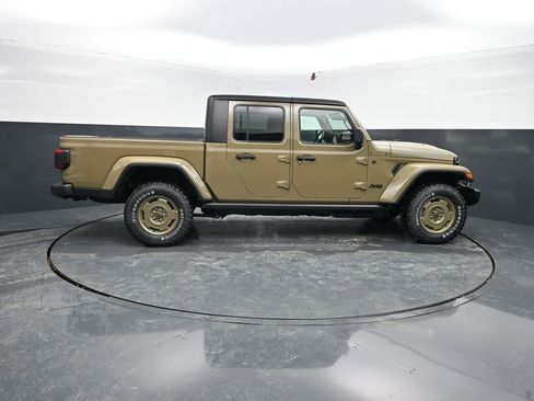 New 2026 Jeep Gladiator Willys AWD/4WD image 8