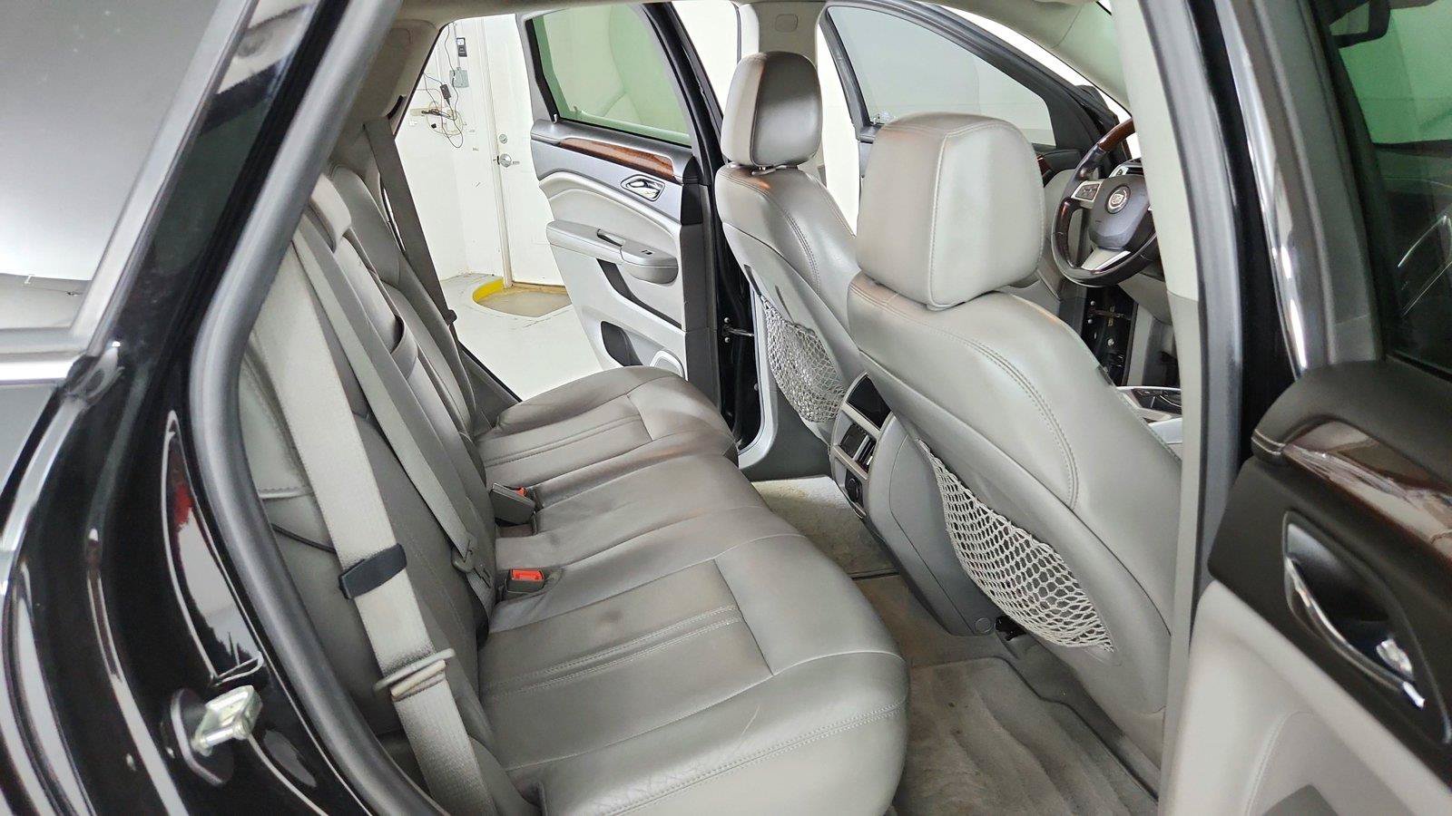 Used 2011 Cadillac SRX Luxury FWD image 24
