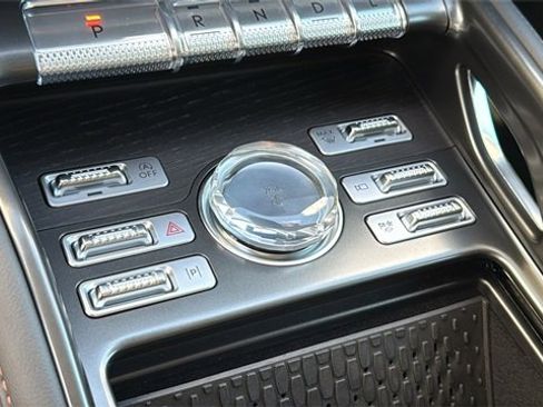 New 2026 Lincoln Nautilus Reserve w/ Jet Appearance Package image 32