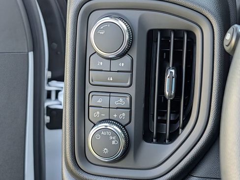 New 2026 GMC Sierra 2500 Pro w/ 1SA Pro Safety Plus Package AWD/4WD image 21