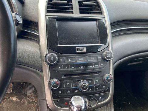 Used 2015 Chevrolet Malibu LT w/ Leather Package image 7