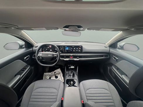 Used 2025 Kia K4 EX image 20