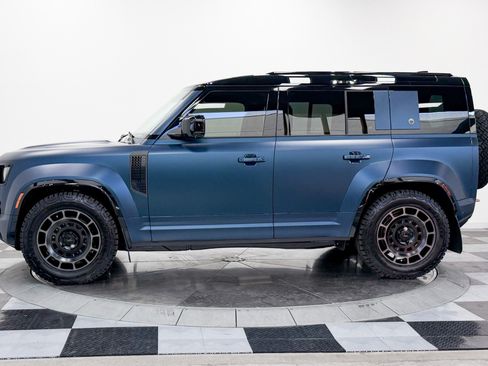 Used 2026 Land Rover Defender 110 AWD/4WD image 6