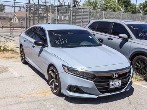 Used 2021 Honda Accord Sport image 2