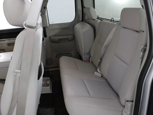 Used 2010 Chevrolet Silverado 1500 LT w/ Regional Value Package image 18