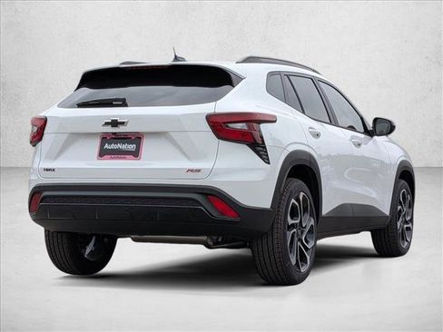 New 2026 Chevrolet Trax RS w/ Driver Confidence Package FWD image 4