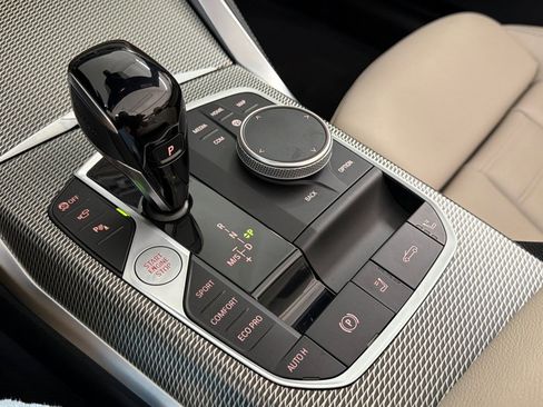 Used 2023 BMW M440i Convertible w/ Premium Package RWD image 18