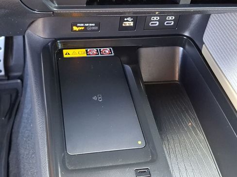 Certified 2025 Toyota Camry SE AWD/4WD image 30
