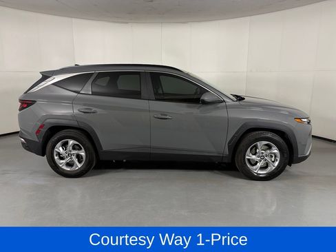 Used 2024 Hyundai Tucson SEL FWD image 12