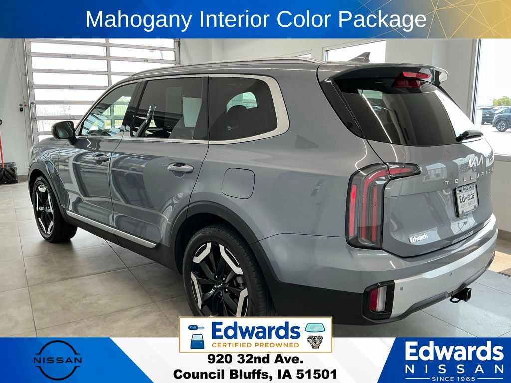 Used 2023 Kia Telluride EX AWD/4WD image 6