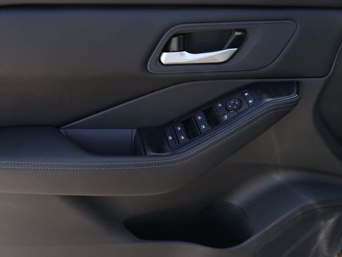 New 2026 Nissan Rogue SV image 24