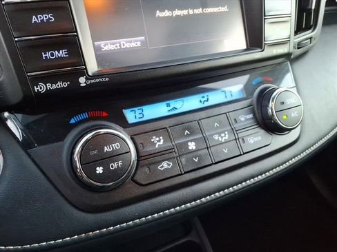 Used 2018 Toyota RAV4 XLE image 17