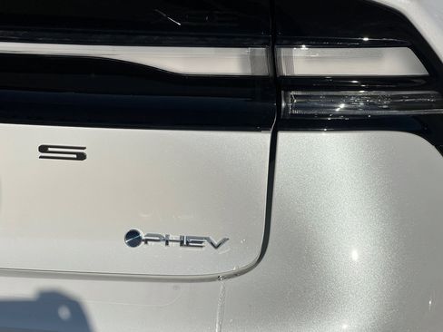 New 2026 Toyota Prius Plug-In Hybrid image 20