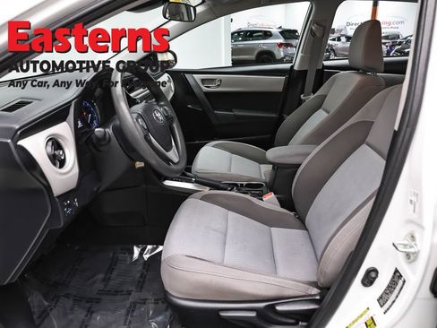 Used 2019 Toyota Corolla LE FWD image 13