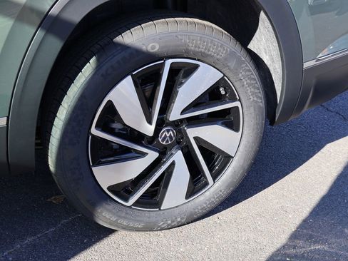 New 2026 Volkswagen Atlas SEL image 43