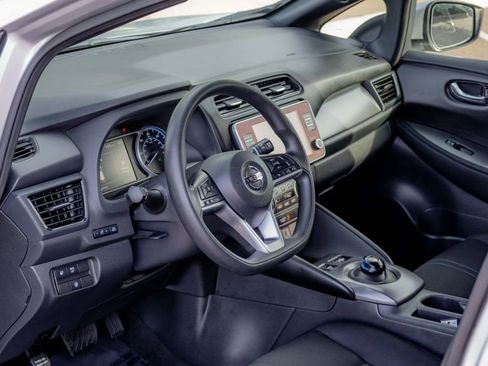 Used 2021 Nissan Leaf S w/ S Charge Package image 17