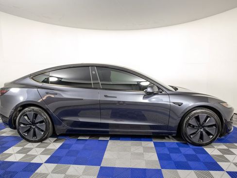 Used 2025 Tesla Model 3 Long Range RWD image 4