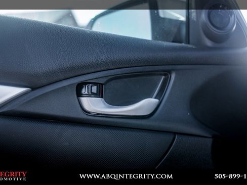 Used 2020 Honda Civic Sport image 15
