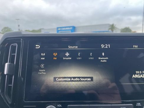 Used 2025 Nissan Frontier PRO-4X w/ Tow Package AWD/4WD image 24