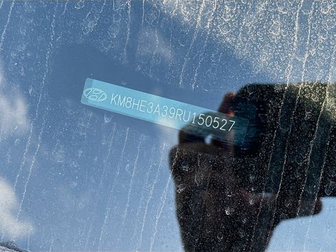 Used 2024 Hyundai Kona Limited image 36