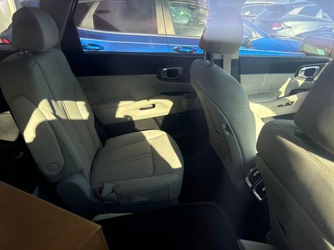 Certified 2023 Kia Sorento SX Prestige image 14