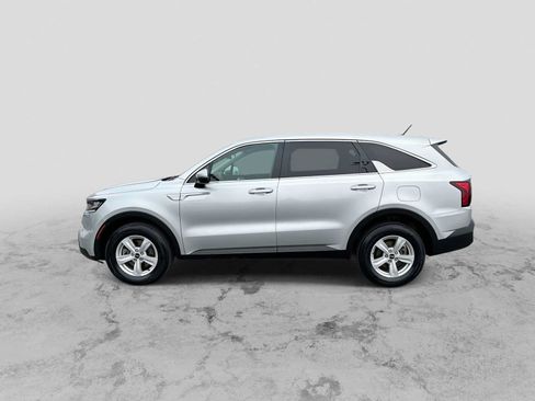 Used 2022 Kia Sorento LX AWD/4WD image 5