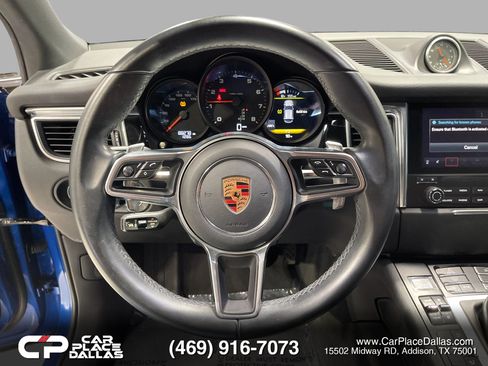 Used 2018 Porsche Macan AWD/4WD image 29