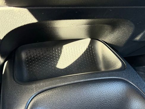 Used 2024 Toyota Corolla LE image 21